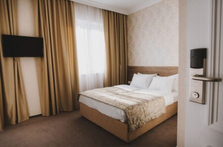 Алькор, Стандарт двомісний - alcor-double-room-1.jpg