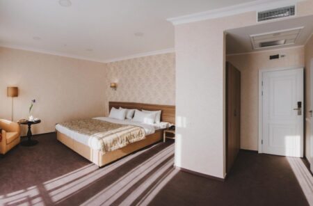 Алькор, Напівлюкс - alcor-junior-suite-2.jpg