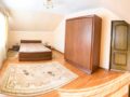 Богема, Люкс двокімнатний - junior-suite-with-balcony-5.jpg