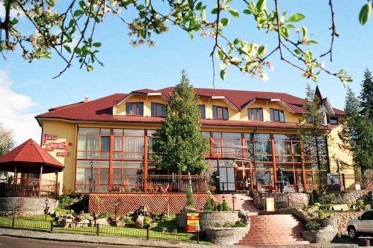 Готель Club pH, Трускавець