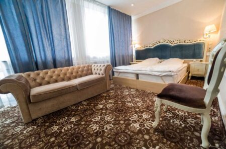 Женева, Півлюкс - hotel-geneva-junior-suite-3.jpg