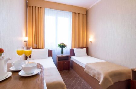 Маріот, Двомісний стандарт з роздільними ліжками - mariot-medical-center-standard-twin-room-with-twin-beds-3.jpg