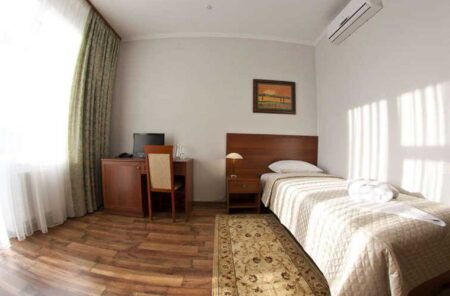 Ре Віта, Одномісний стандарт - revita-hotel-single-room-1.jpg
