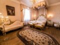 Роял Гранд, Президентські апартаменти - royal-grand-hotel-suite-1.jpg