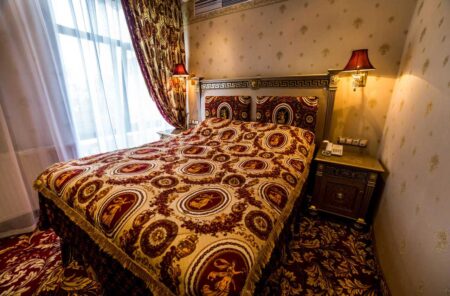 Роял Гранд, Люкс - royal-grand-hotel-suite-2.jpg