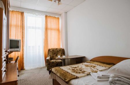 Алмаз, Покращений - sanatoriy-almaz-superior-room-5.jpg
