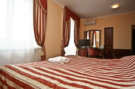 Цезар, Двомісний номер - sanatoriy-cezar-double-room-4.jpg