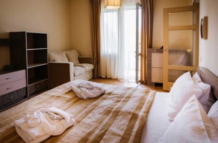 Шале Грааль, Comfort apart - sanatoriy-chale-graal-comfort-apartment-218-2.jpg