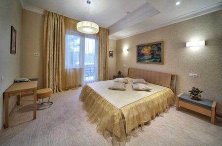 Шале Грааль, Junior suite apart - sanatoriy-chale-graal-junior-suite-216-4.jpg
