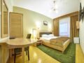 Карпати, Двомісний покращений - sanatoriy-karpaty-superior-single-room-3.jpg