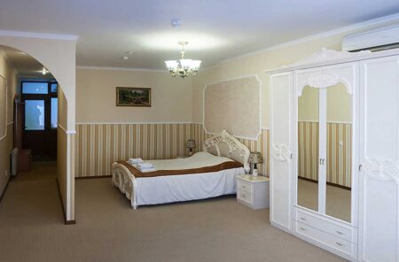Сенатор, Апартаменти з кухнею - senator-hotel-apartments-with-kitchen-3.jpg