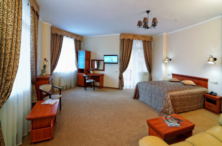 Курортно-готельний комплекс «Свитязь», Комфорт - svityaz-rezort-hotel-comfort-1.jpg