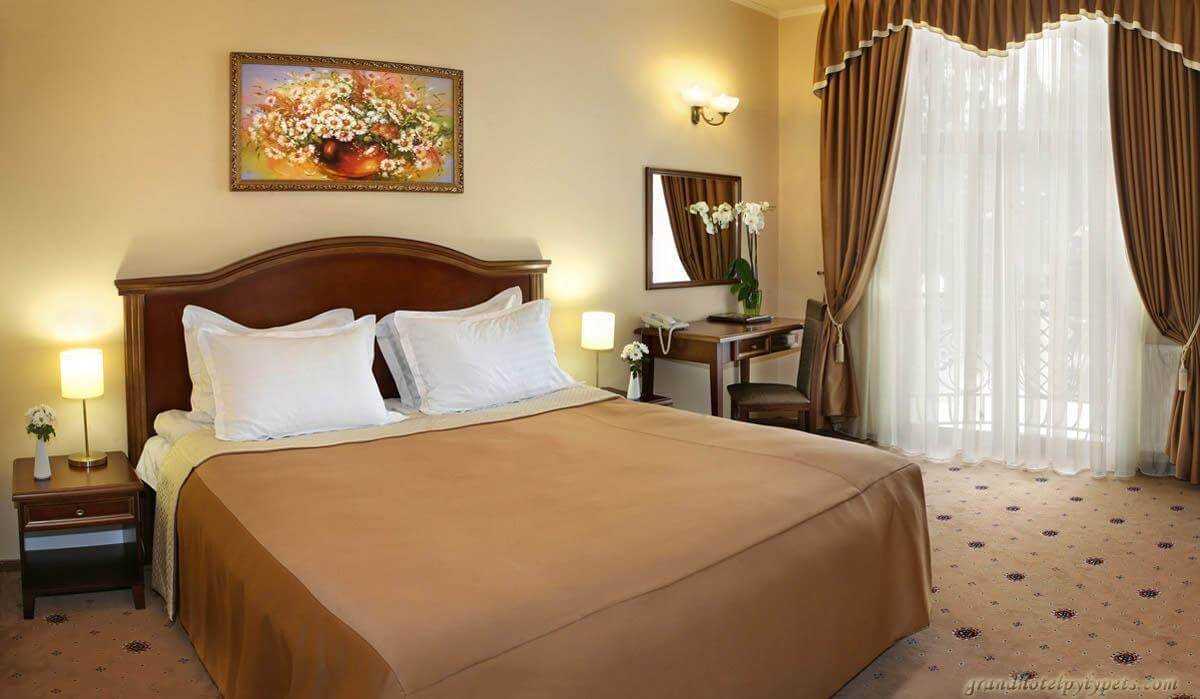 Гранд Готель Пилипець, Півлюкс - grand-hotel-pylypets-pivlux-01.jpg
