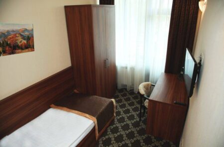 Кришталеве Джерело, Одномісний 12 м.кв. - sanatoriy-kryshtaleve-dzherelo-single-01.jpg