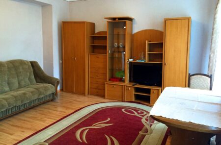 Сонячне Закарпаття, 2-кімнатний люкс 1 категорії - sanatoriy-sonyachne-zakarpattya-suite-01-scaled.jpg