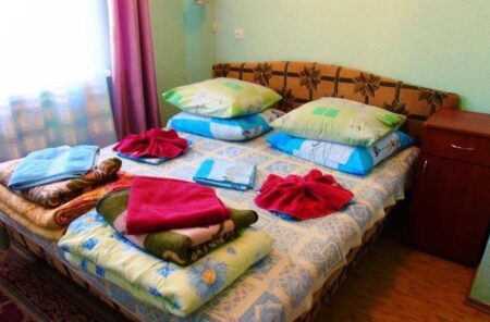 Сонячне Закарпаття, 2-кімнатний люкс 3 категорії - sanatoriy-sonyachne-zakarpattya-suite-3-01.jpg